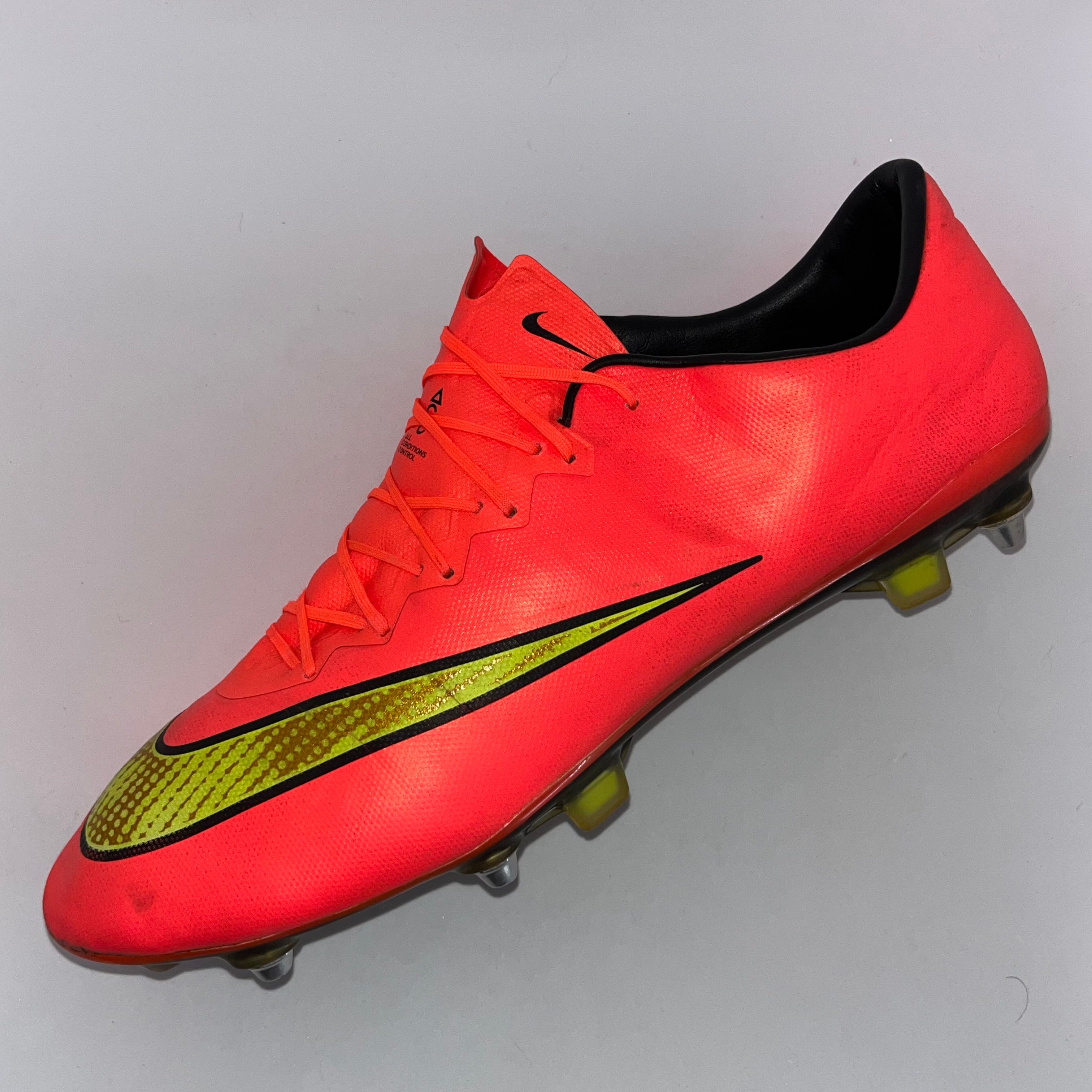 Sg Pro Mercurial Vapor X Hyper Punch Nike Mercurial Vapor X 'Hyper