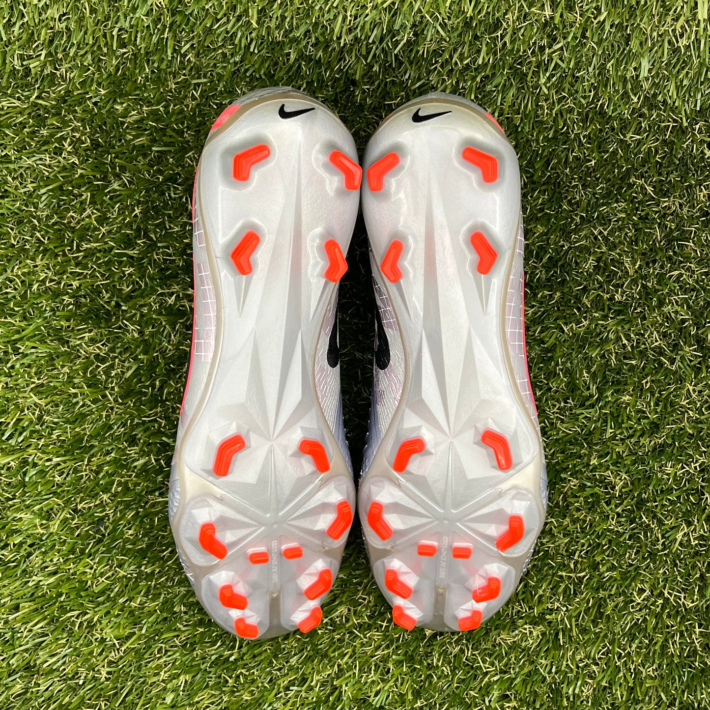 Nike Phantom Venom FG