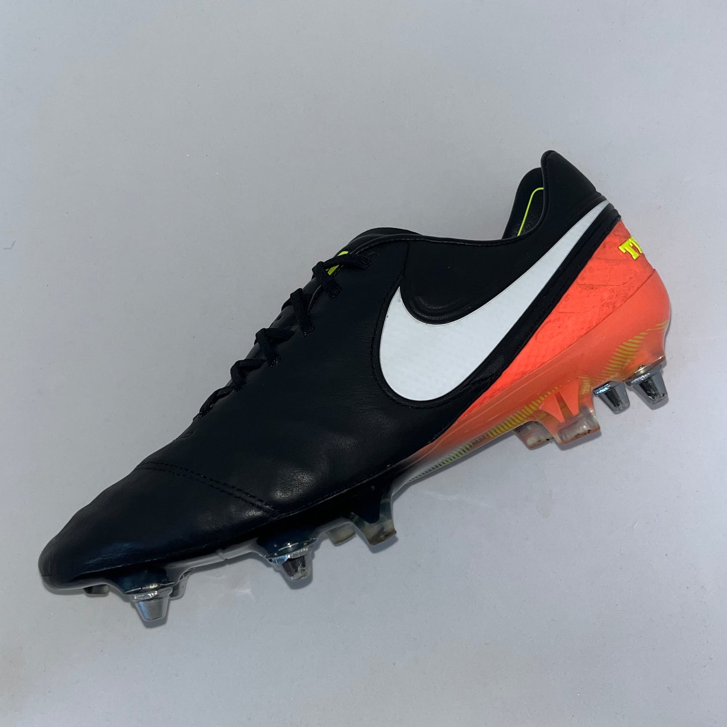 Nike Tiempo Legend 6 SG