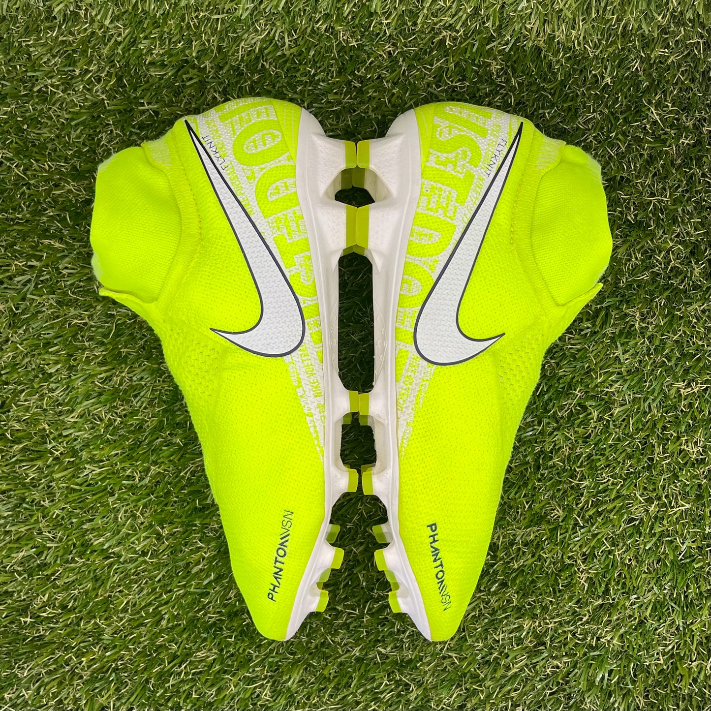 Nike Phantom Vision FG