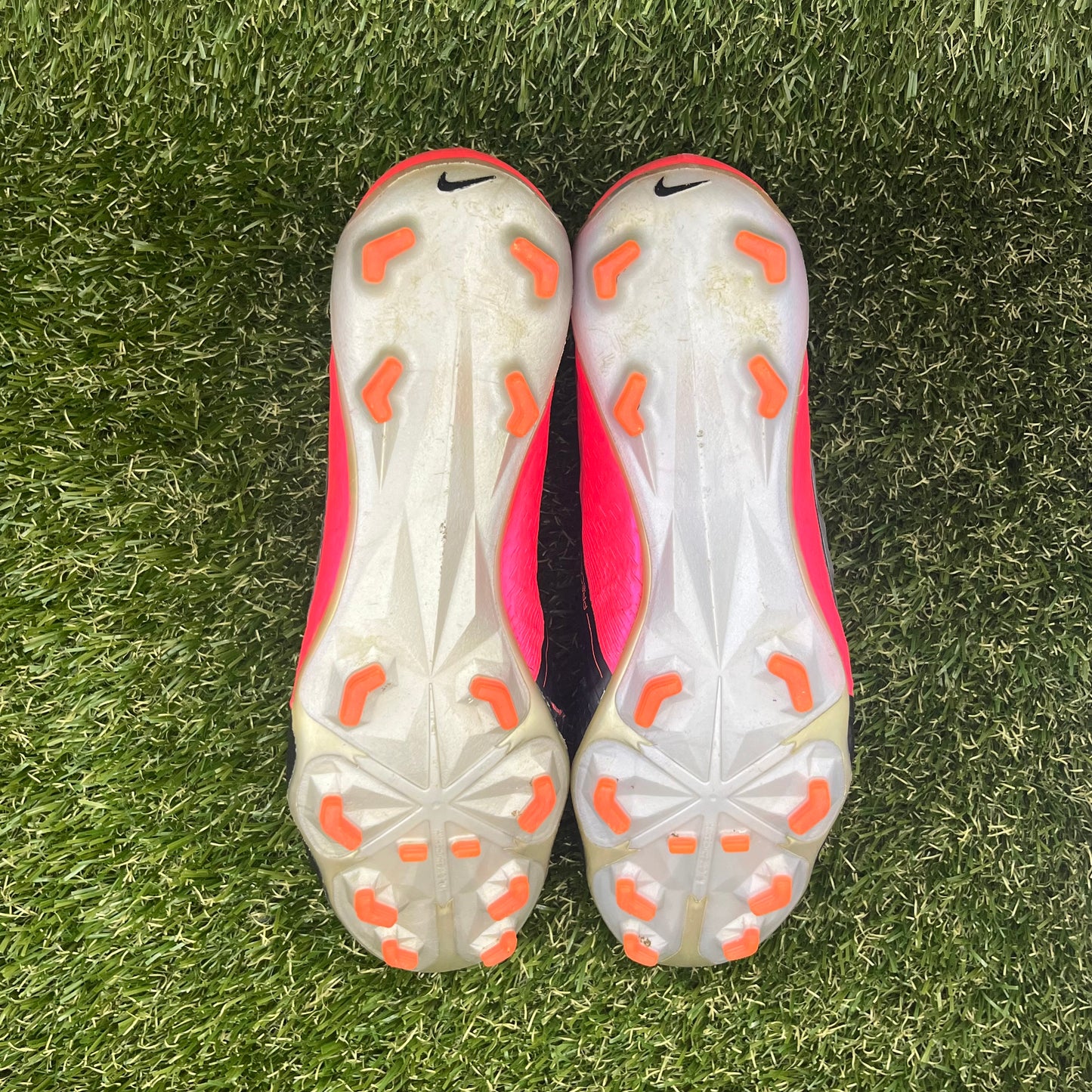 Nike Phantom Venom FG