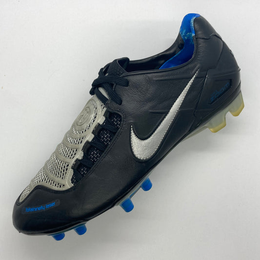 T90 New Zealand Boot Room